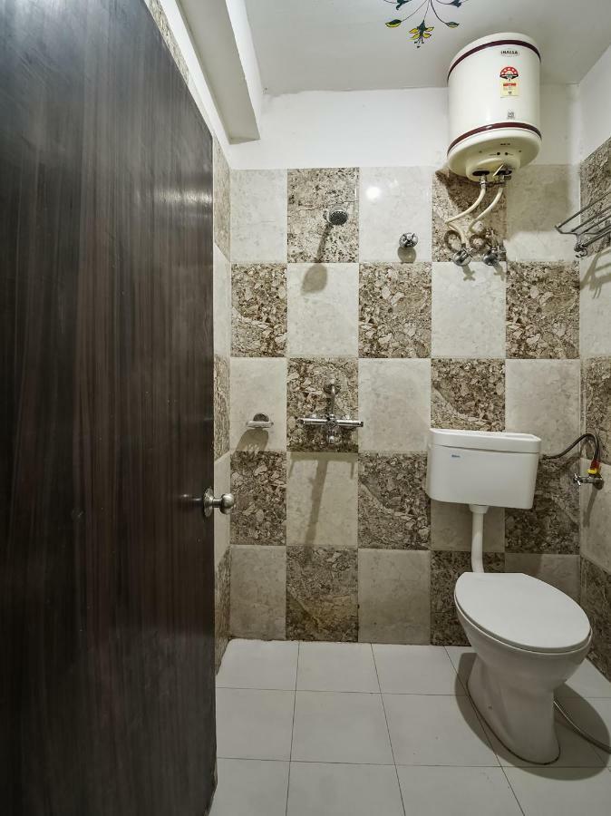 Oyo 48665 Kesar Palace Amer Exterior foto
